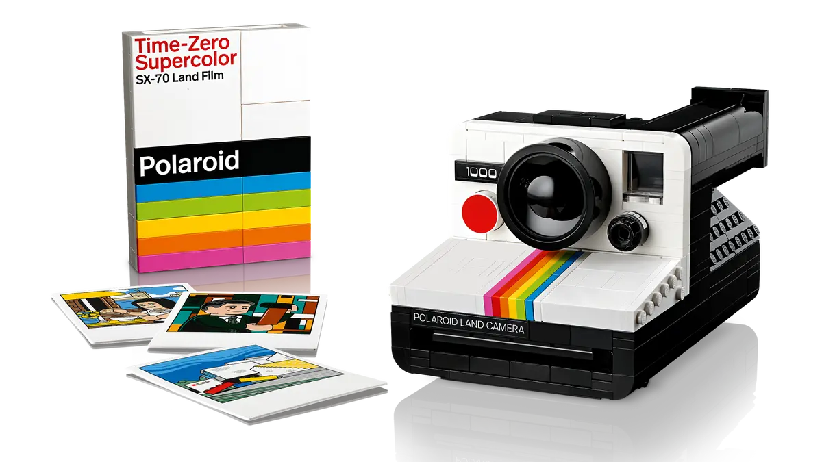 LEGO Ideas Polaroid Camera set