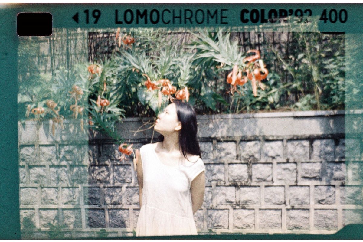 LomoChrome Color '92 Sun-kissed/110 film