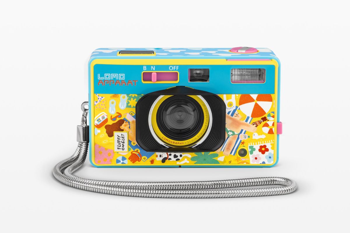LomoApparat 21 mm Wide-Angle Fluffy Omelette Edition camera
