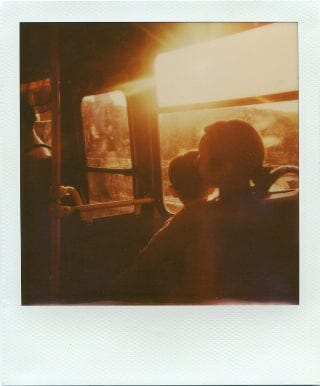 Камера Polaroid 600 синьо-жовта Fotovramke 